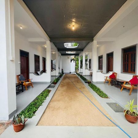 ארוגם Zimbay Guest House מראה חיצוני תמונה