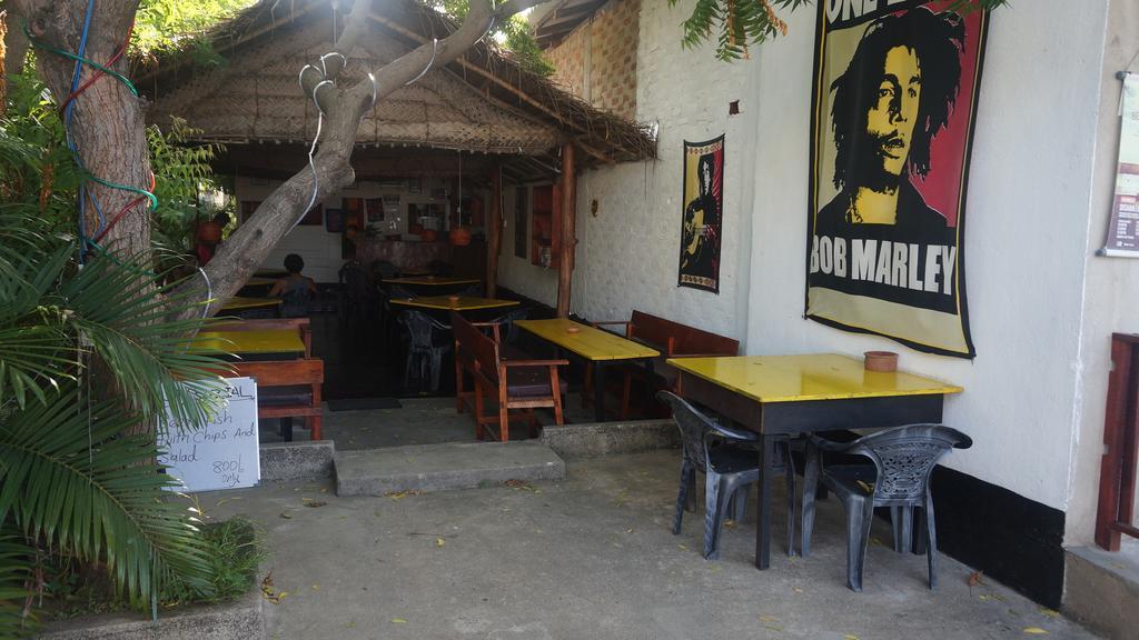 ארוגם Zimbay Guest House מראה חיצוני תמונה