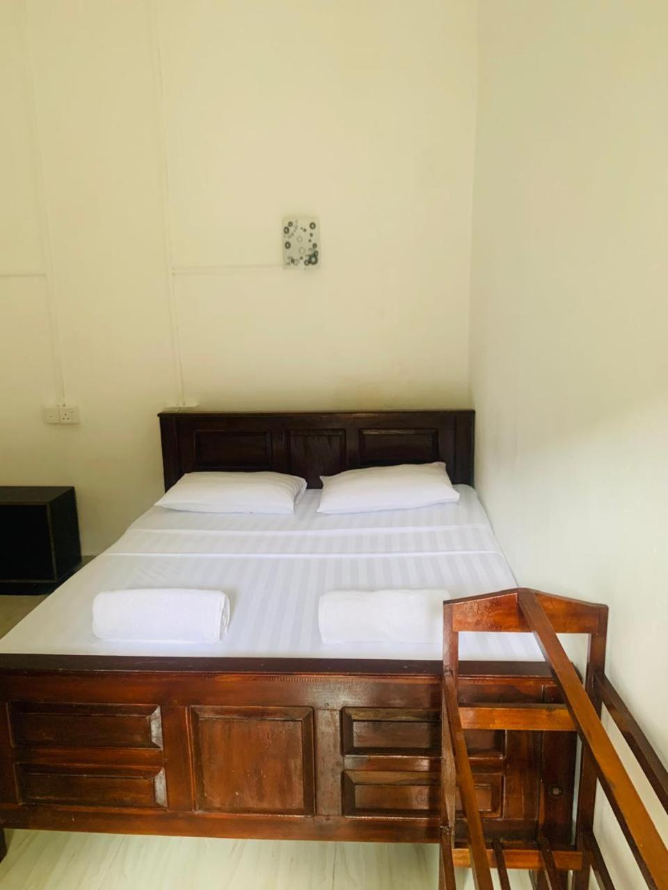 ארוגם Zimbay Guest House מראה חיצוני תמונה